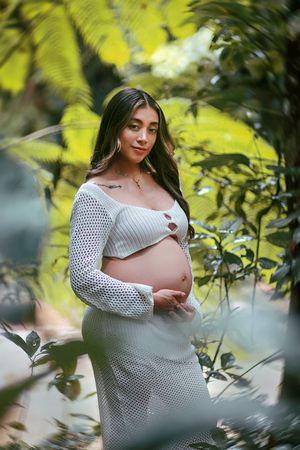 El Yunque Rainforest Maternity Photoshoot. Puerto Rico Photographer. Albert Ray Photo. Pregnancy photos.