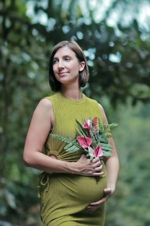 Puerto Rico Photographer. Albert Ray Photo. Maternity Photoshoot. Rainforest Photoshoot. Nature Pregnancy Photos. El Yunque. San Juan PR