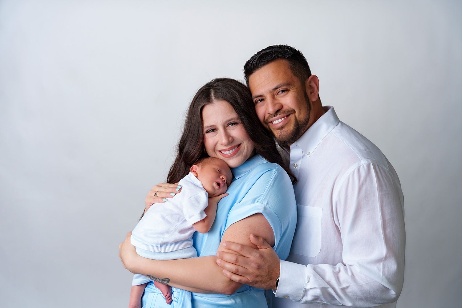 midland tx newborn photographer midland tx family photographer studio newborn photographer midland tx posed newborn