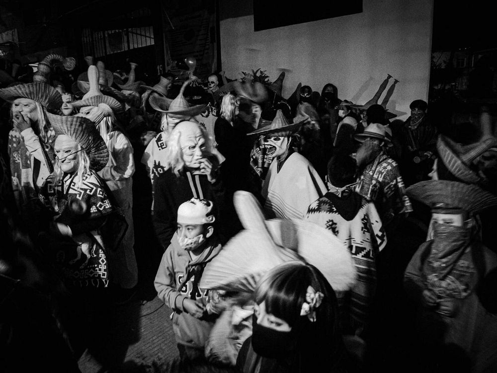Proyecto Huehuentones - Fotografía de larga exposición sobre rituales mazatecos | Gabriel Indra Camargo Indraxus