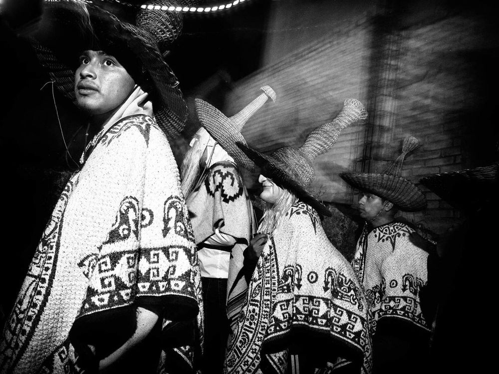 Huehuentones - Danza tradicional de Día de Muertos en Huautla de Jiménez, Oaxaca | Gabriel Indra Camargo Indraxus