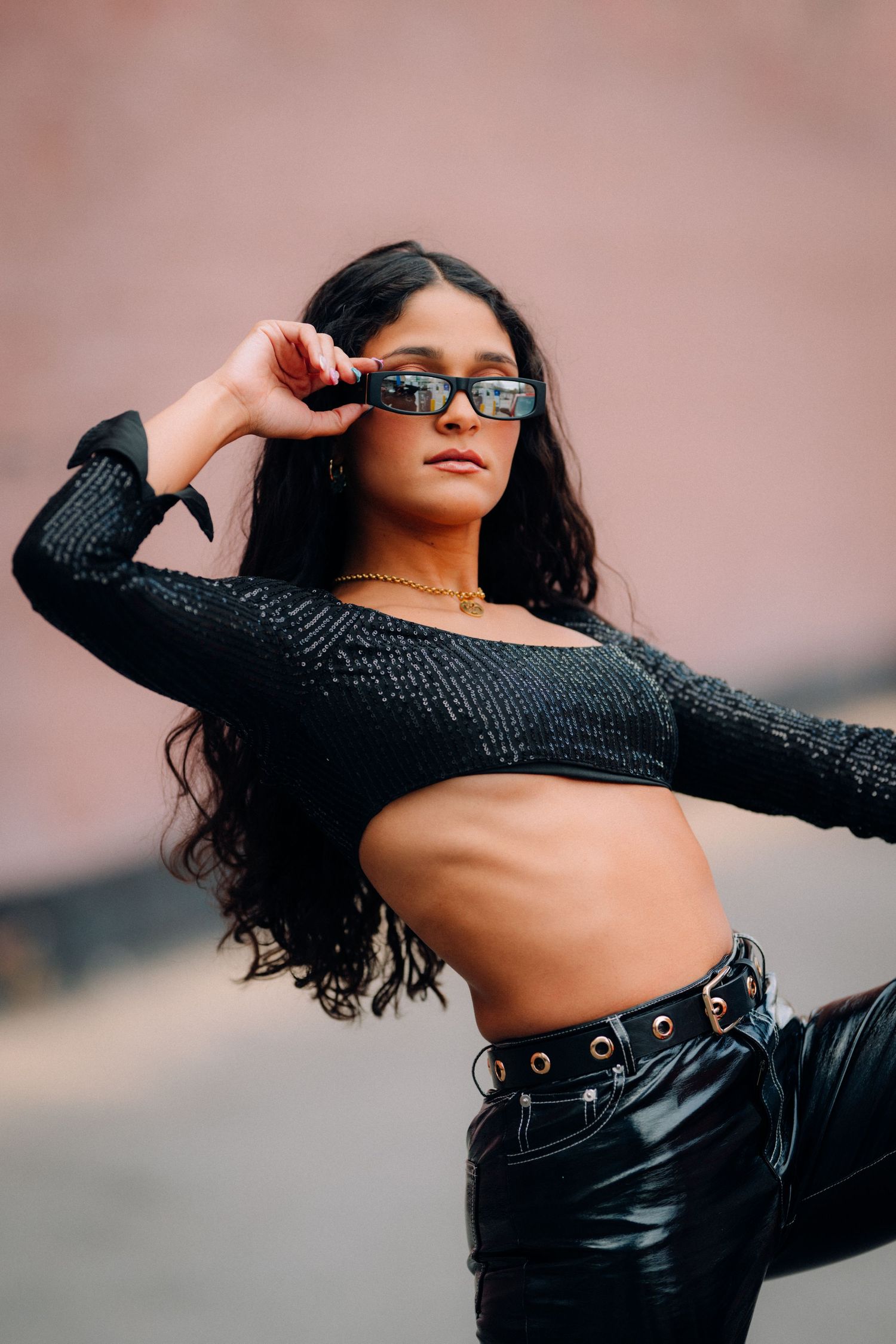 girl with sunglasses