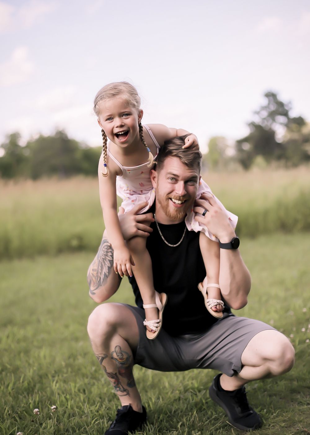 Family Portrait
Professional Photographer Janesville Wisconsin
outdoors
natural light photography