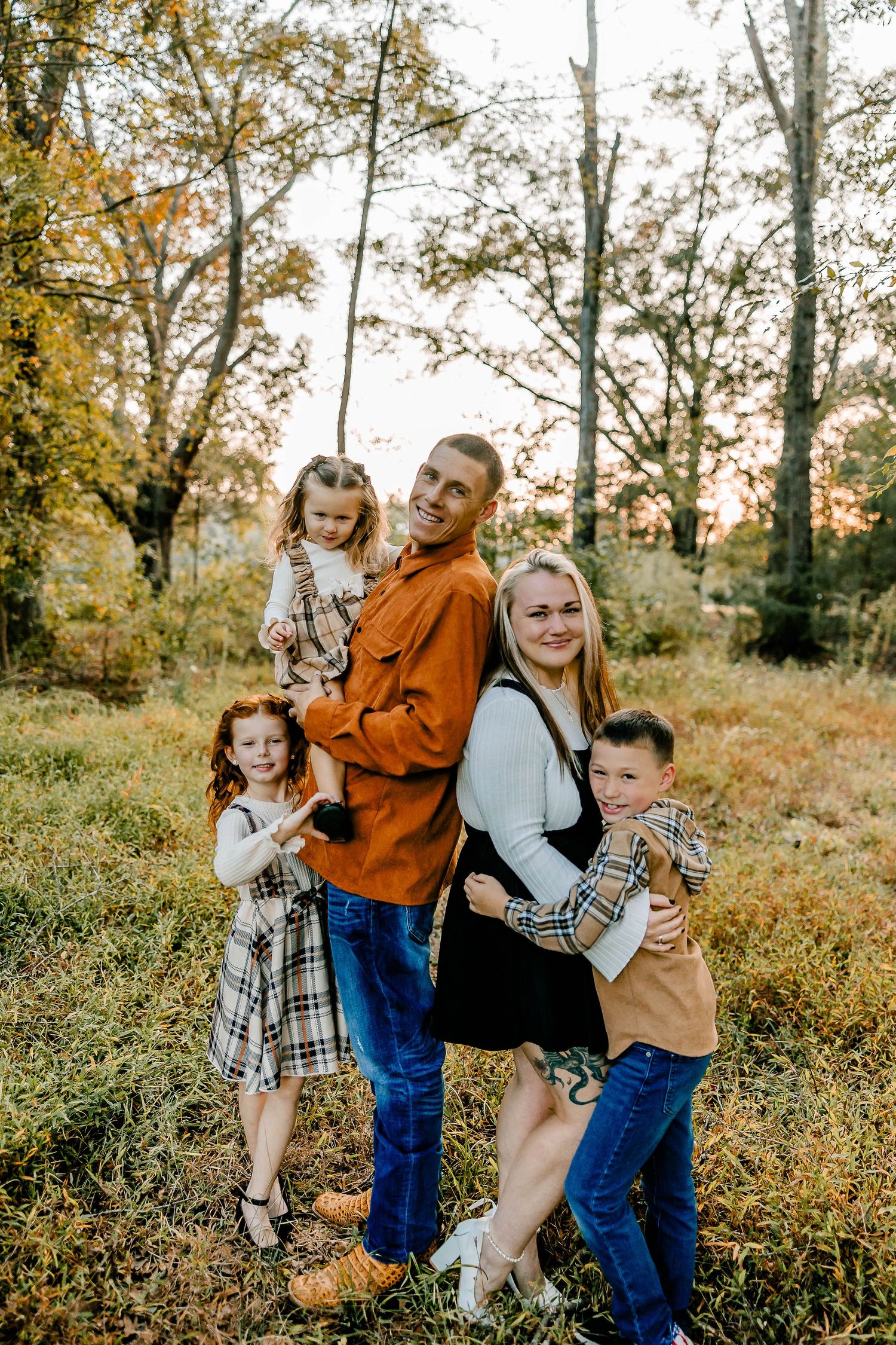 Beautiful family moments under the trees at Westminster Park in Rock Hill, SC.