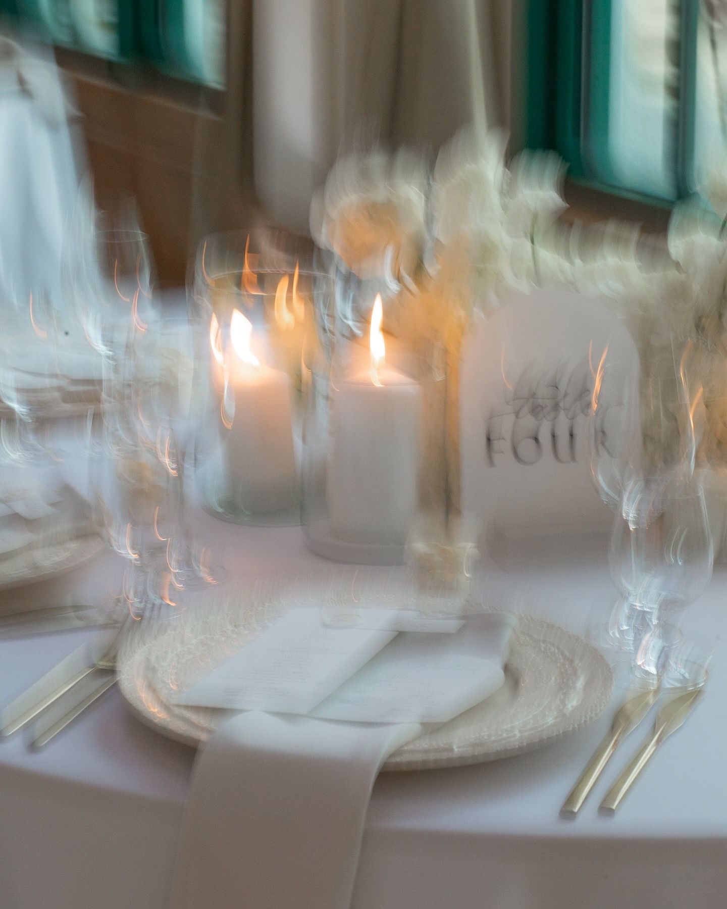modern-wedding-decor-budapest-minimalist-tablescape-with-clean-lines-neutral-tones-and-contemporary-florals.jpg