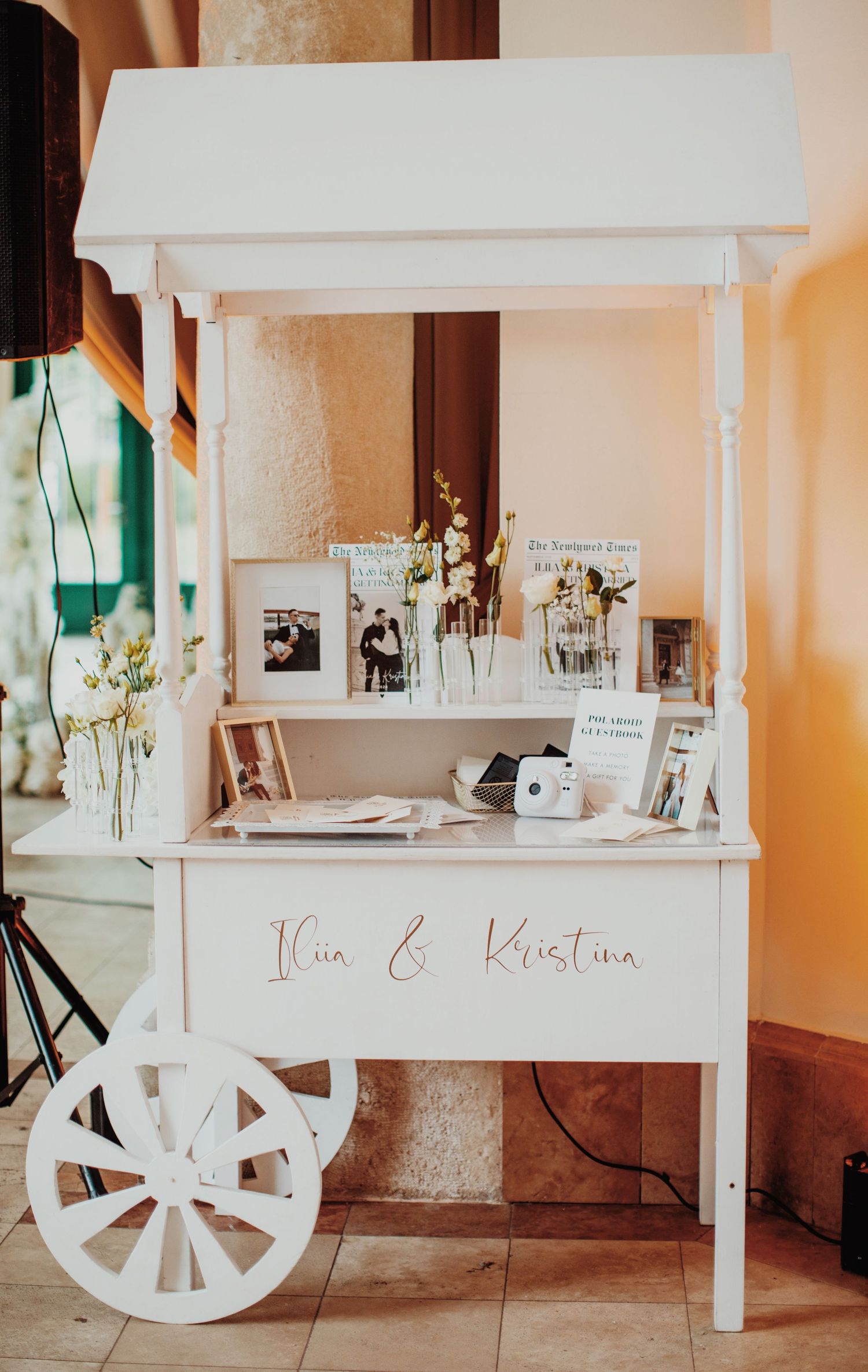 elegant-budapest-wedding-with-romantic-decor-floral-styling-and-iconic-city-view-destination-celebration.jpg