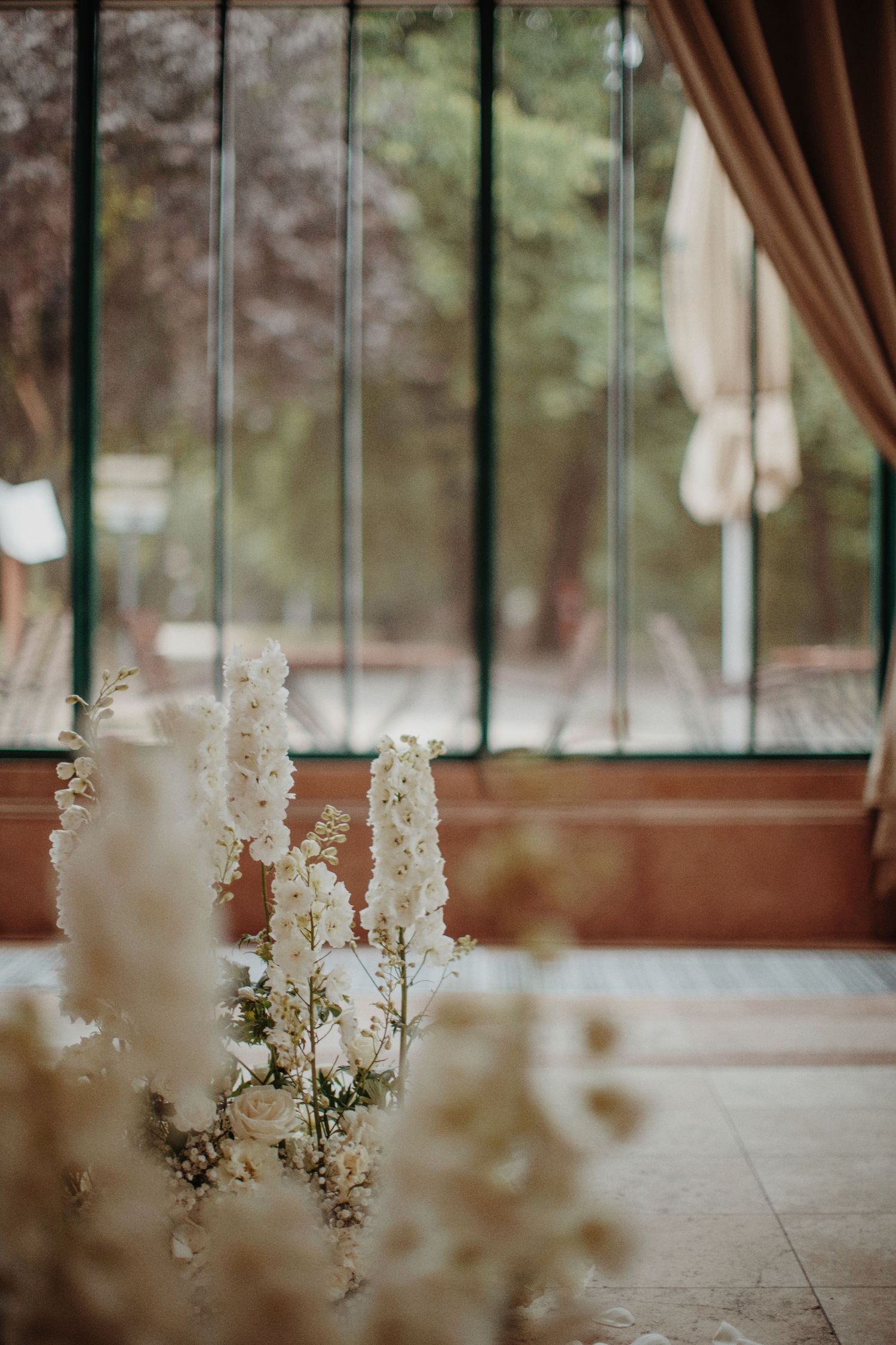 elegant-budapest-wedding-with-romantic-decor-floral-styling-and-iconic-city-view-destination-celebration.jpg