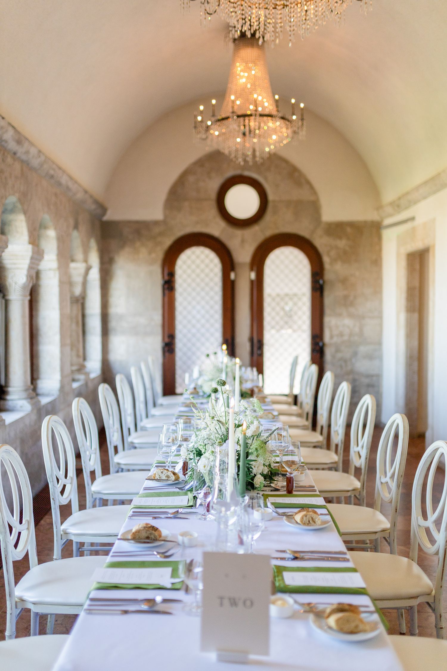 romantic-elegant-wedding-table-decoration-at-fishermans-bastion-in-budapest-with-florals-candles-and-danube-view.jpg