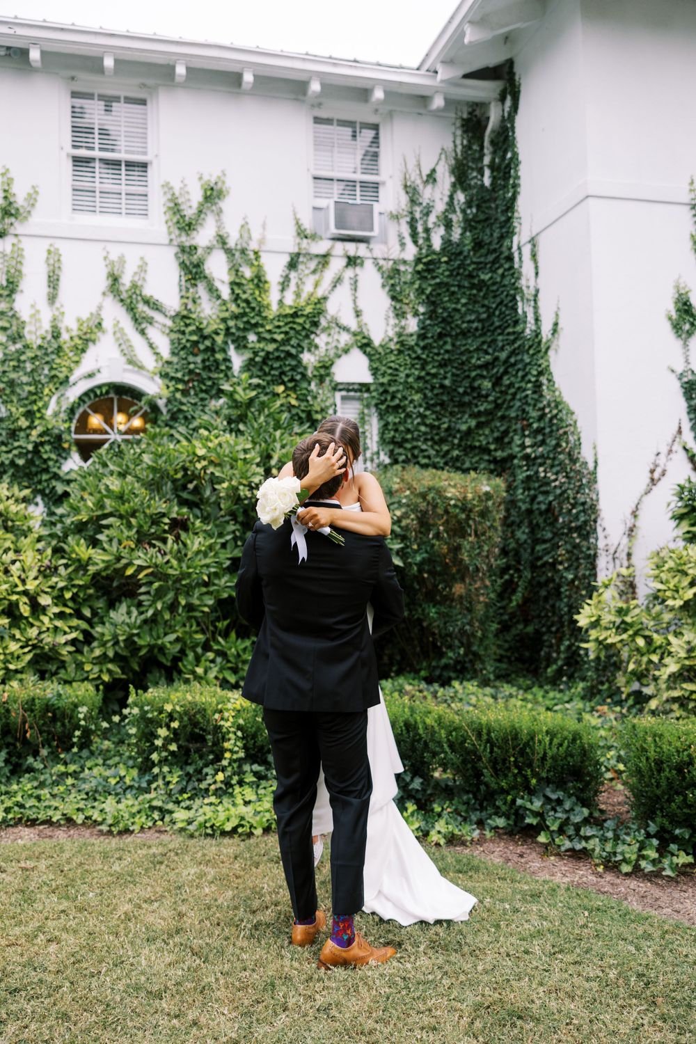 nc wedding photographer. luxury wedding photography. modern wedding photography. film photography. nc weddings.