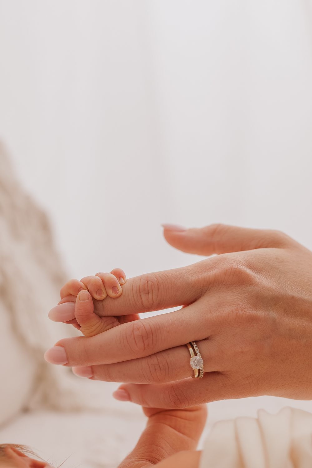 Newborn photographer in Wellington and Porirua