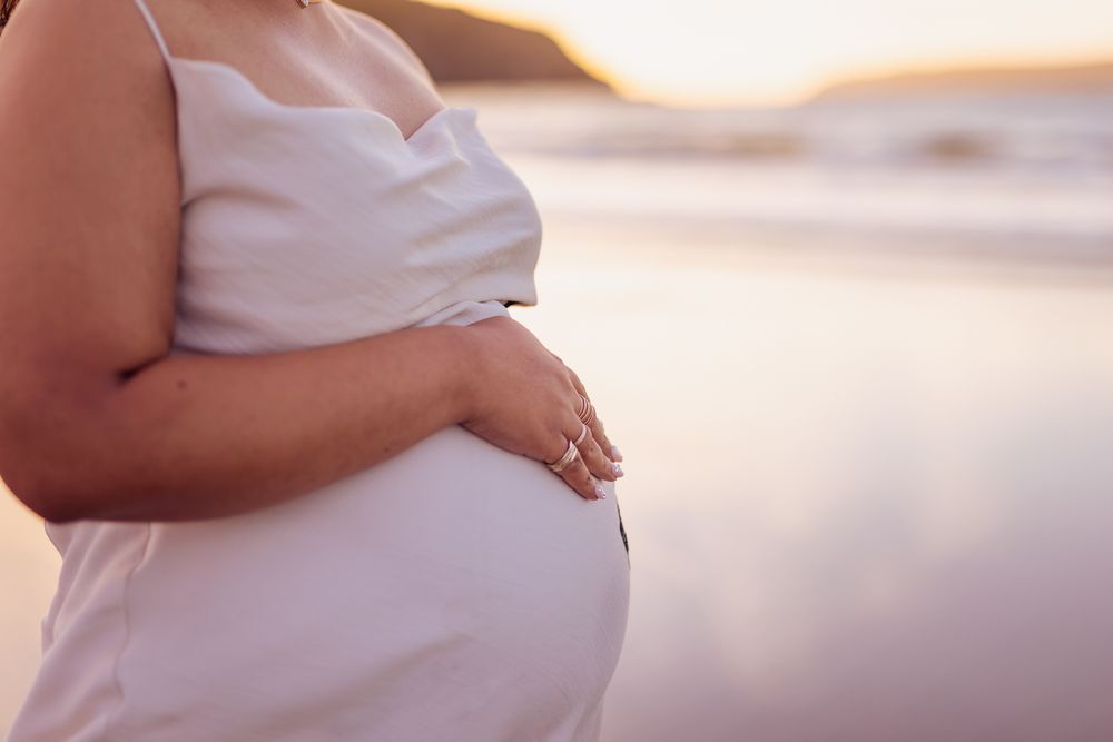 Maternity photographer in Wellington and Porirua