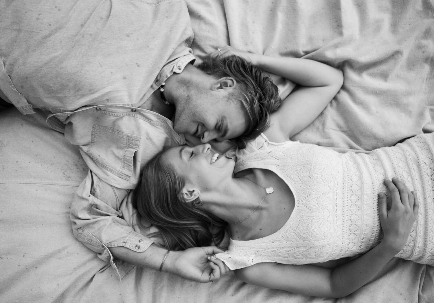 Affordable Charlotte engagement photographer | 
Romantic engagement photos | Timeless engagement portraits | Golden hour engagement photos
