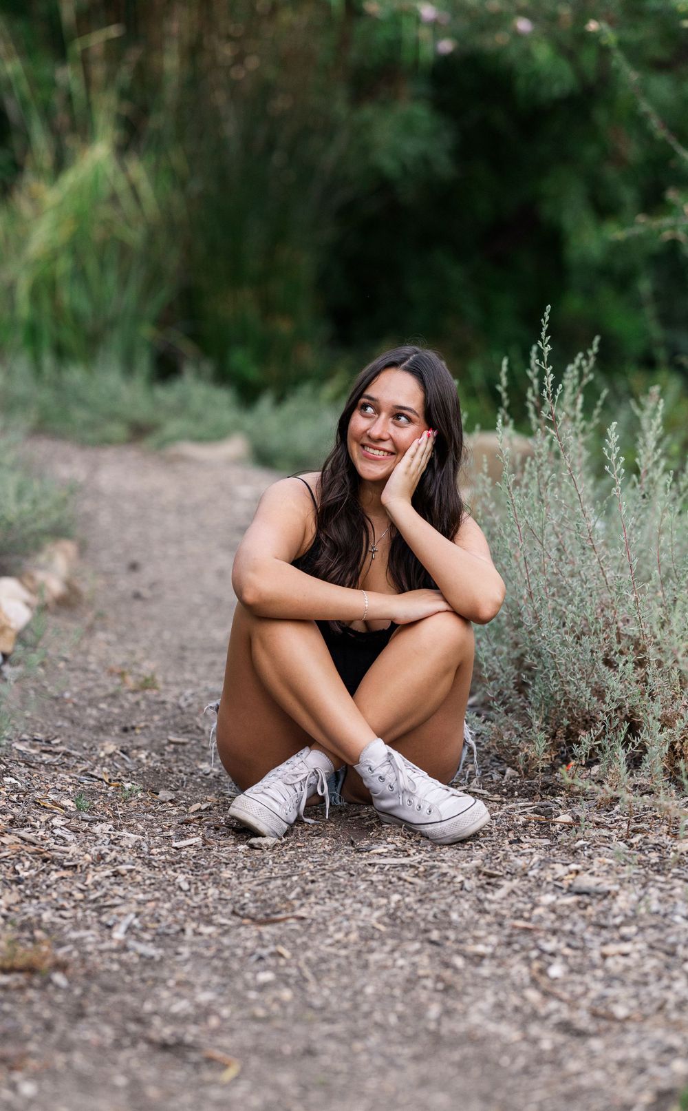 Simi Valley Senior Photographer, Simi Valley Senior Rep Team, Outdoor Photographer near me, Fun Senior Pictures, Natural Light photography