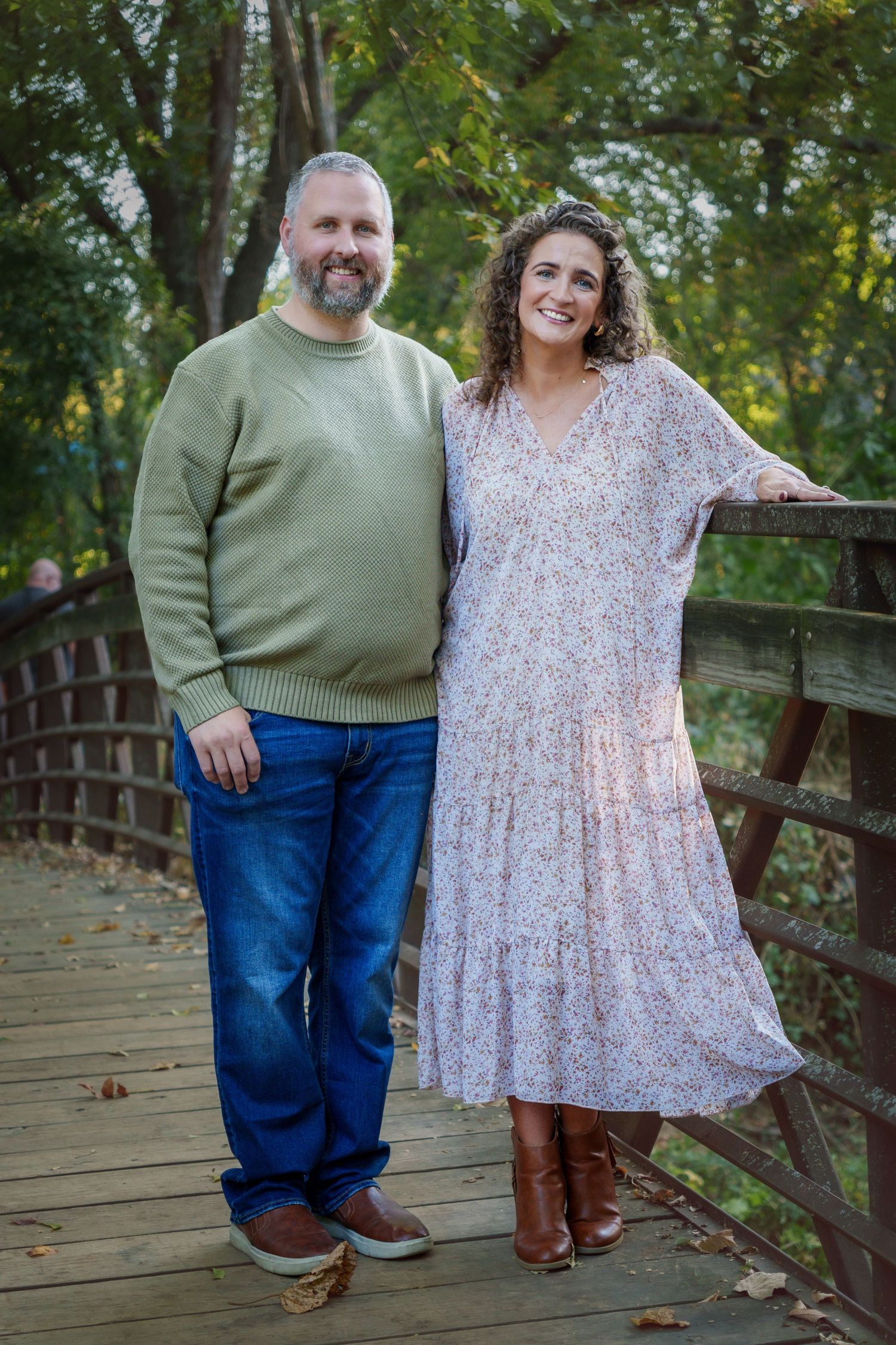 Jaklen Gerges photography family photographer DFW Southlake Colleyville husband and wife on the bridge boots fall love