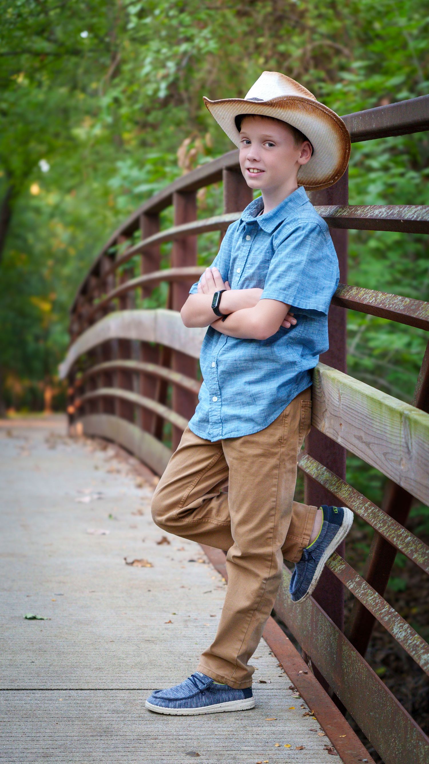 Fall family mini session Keller Texas cowboy hat probs  bridge fall warm colors teenage kids  Christmas cards photos