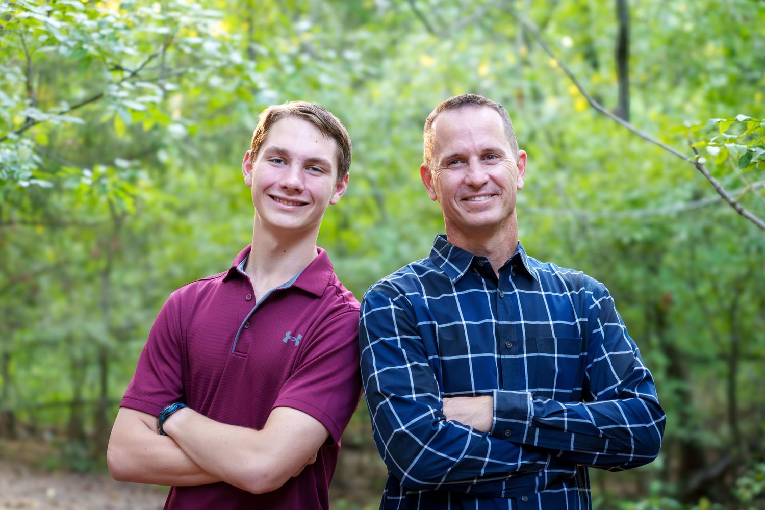 Fall family mini session Keller Texas Dad son posing  fall warm colors teenage kids Christmas cards photos