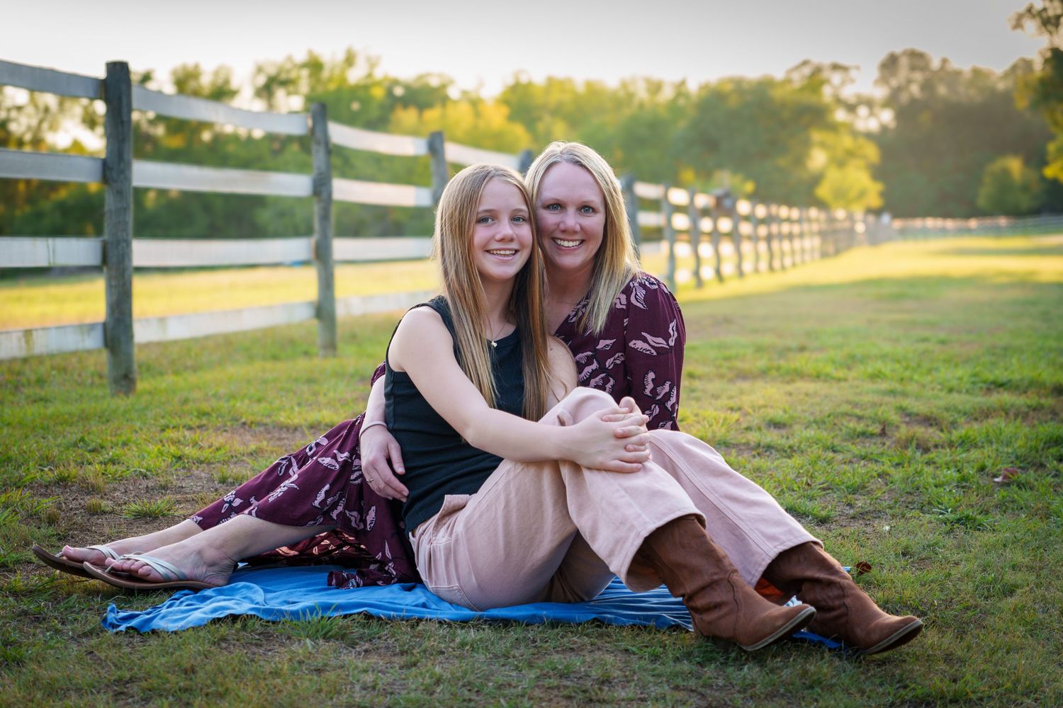 Fall family mini session Keller Texas mom daughter lay on lap fall warm colors teenage kids  Christmas cards photos