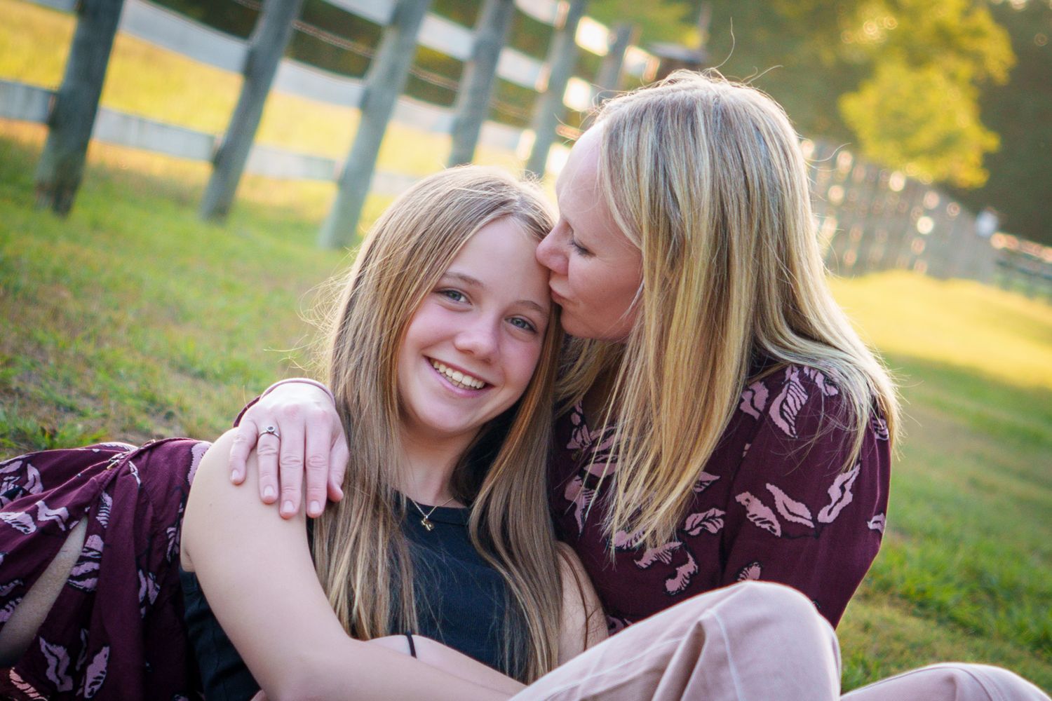 Fall family mini session Keller Texas mom daughter lay on lap fall warm colors teenage kids  Christmas cards photos
