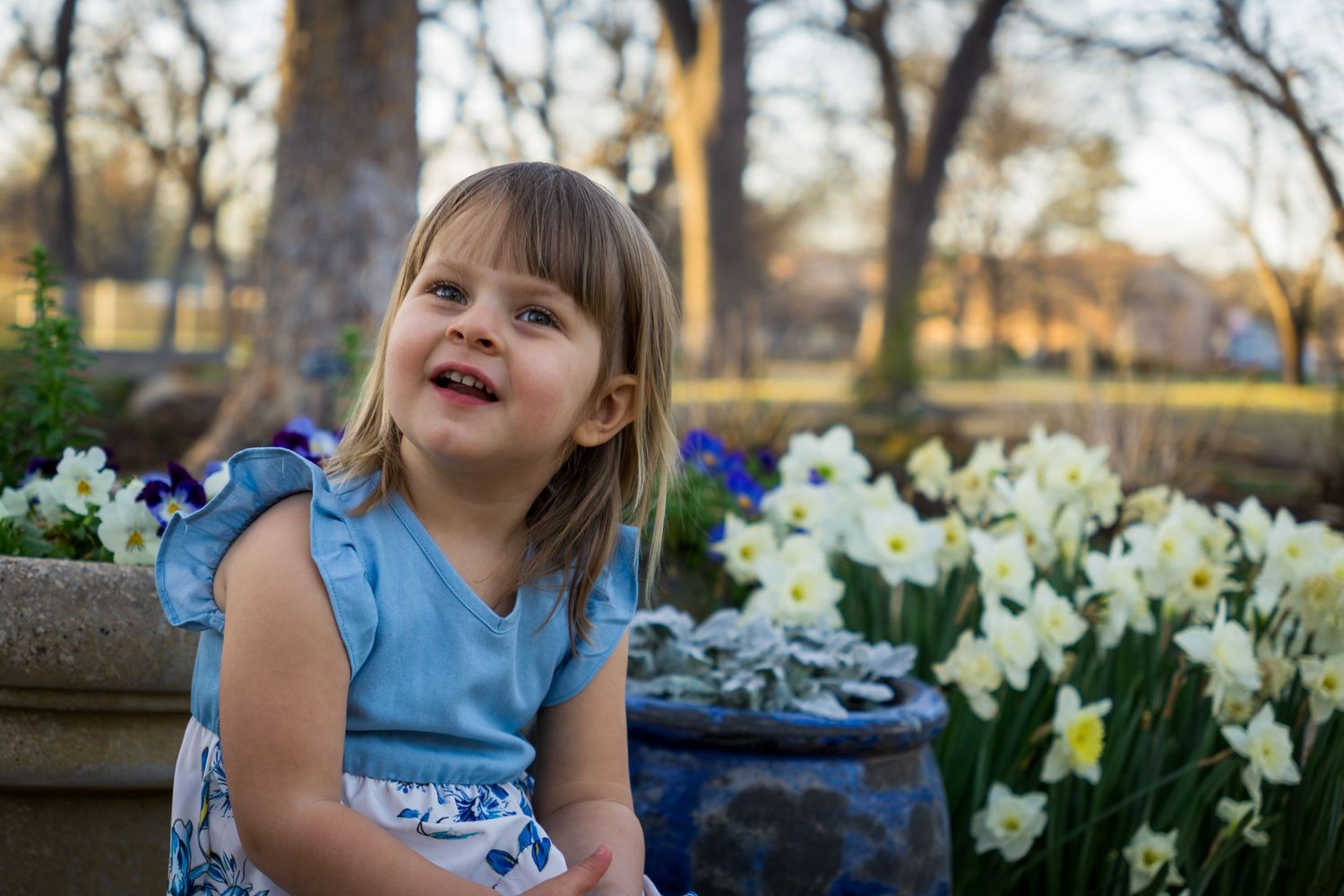 flowers spring matching dresses family photos botanical garden outdoors