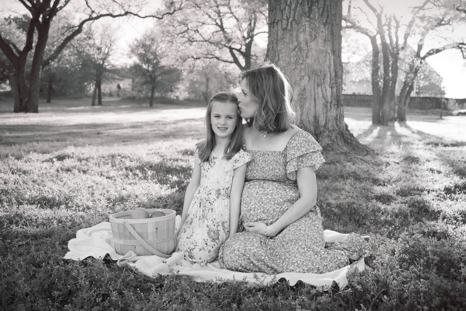 mom daughter maternity expecting big sister outdoors Colleyville big brother black and white