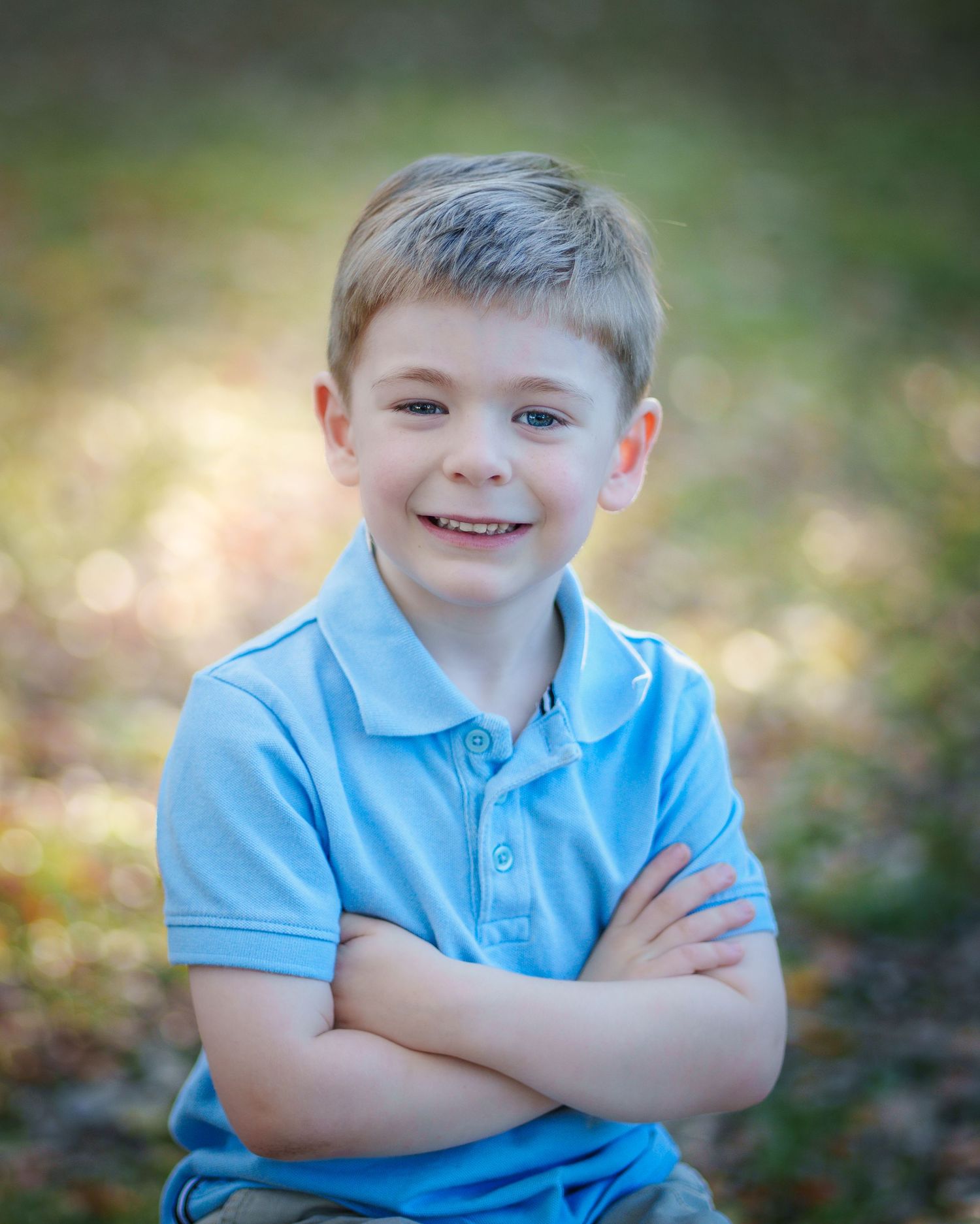 Family fall session family of 5 Colleyville Tx Nature Center poses fall colors holiday cards young kids fall outfit Outdoors golden hour