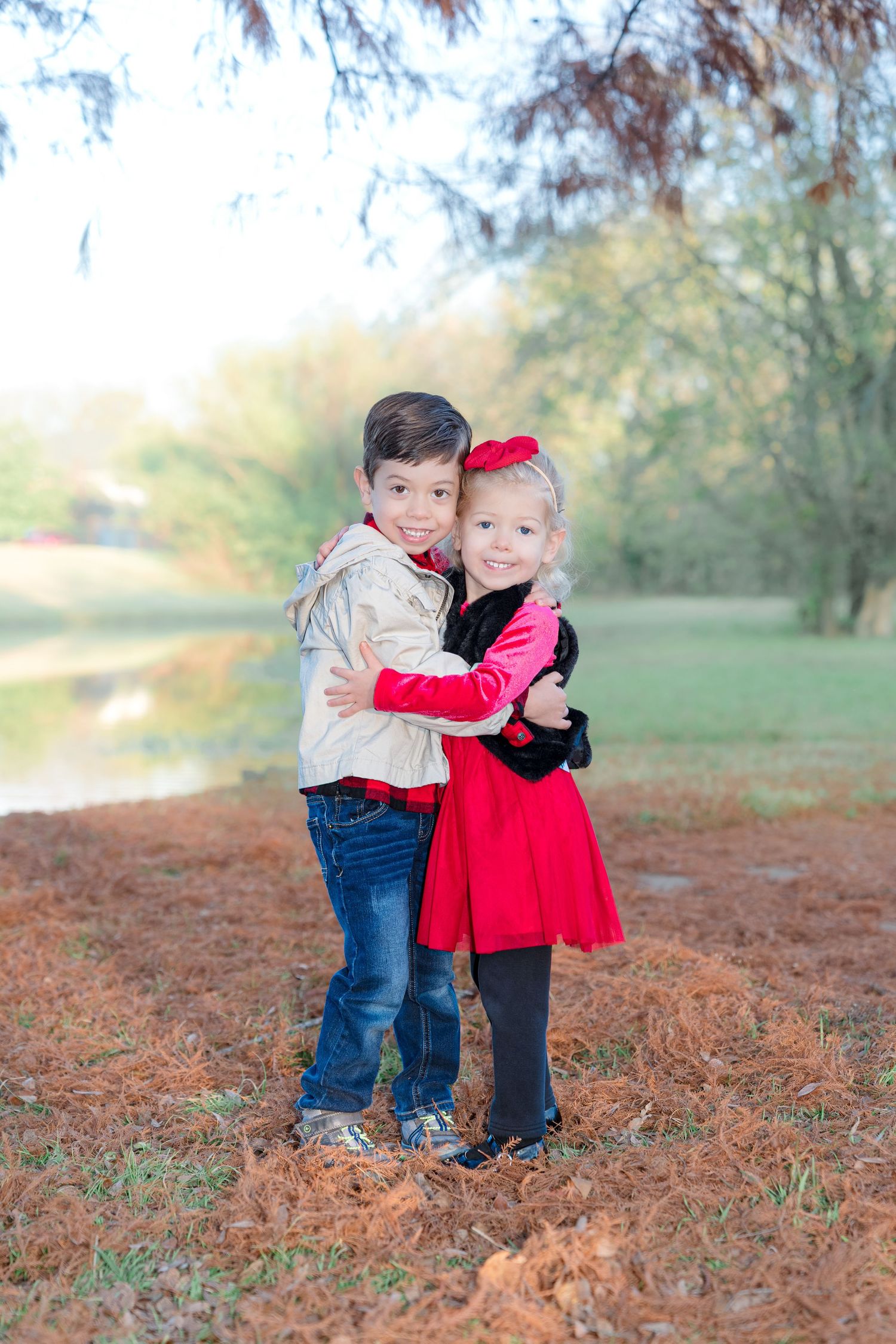 Fall family photos charismas cards family photographer light and airy natural light fall outfits DFW Southlake Colleyville TX fall colors