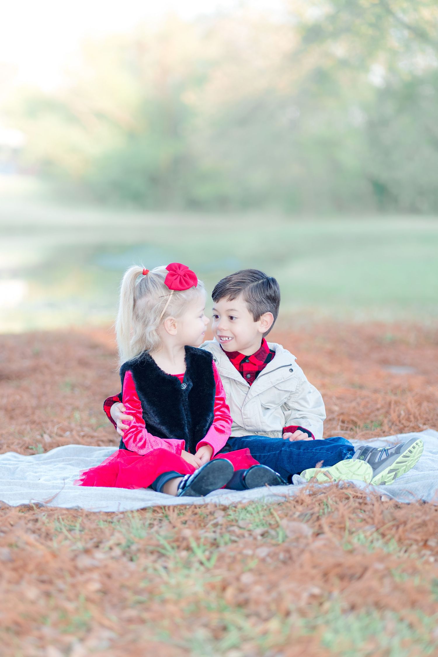 Fall family photos charismas cards family photographer light and airy natural light fall outfits DFW Southlake Colleyville TX fall colors