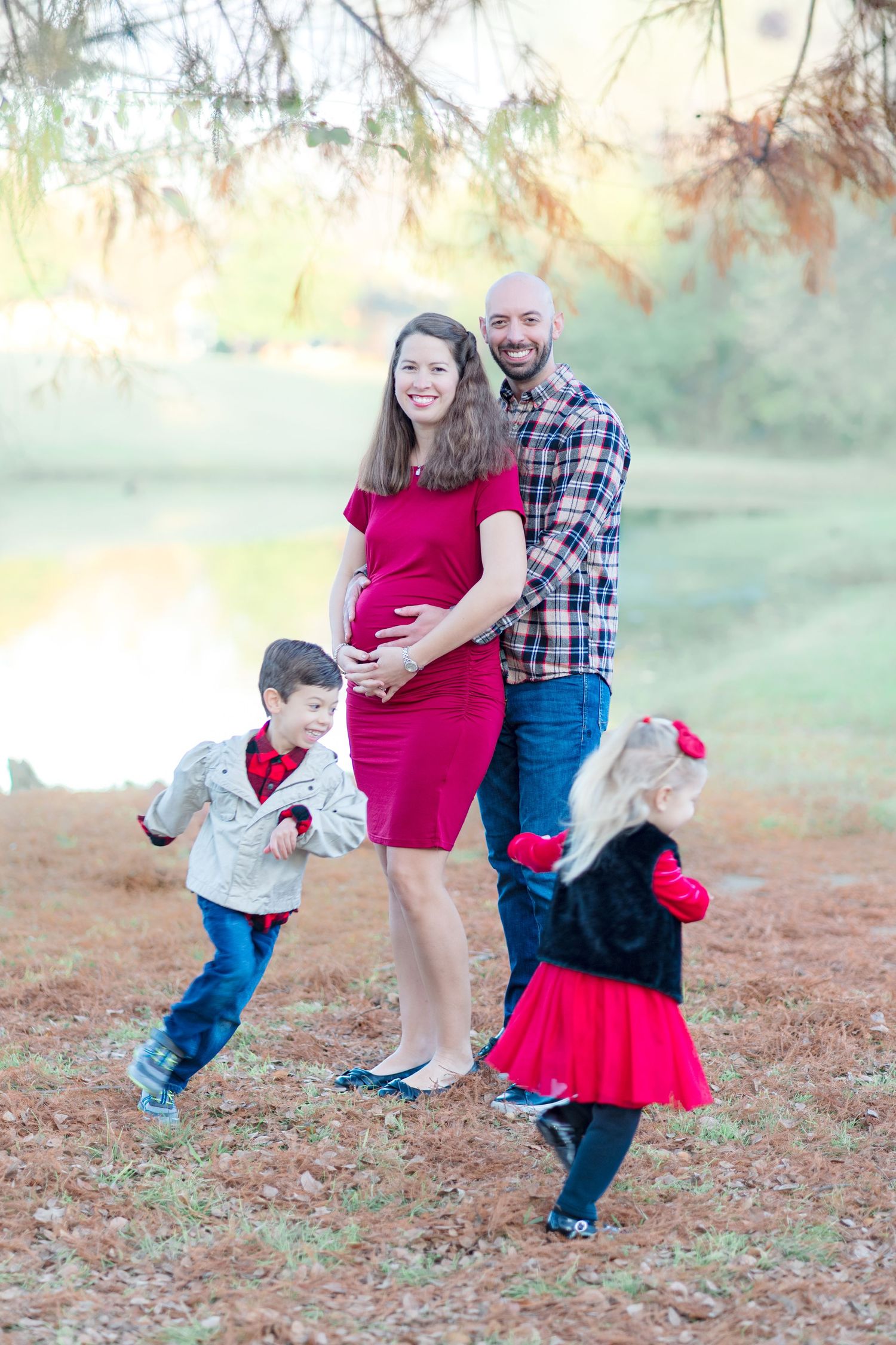 Fall family photos charismas cards family photographer light and airy natural light fall outfits DFW Southlake Colleyville TX fall colors