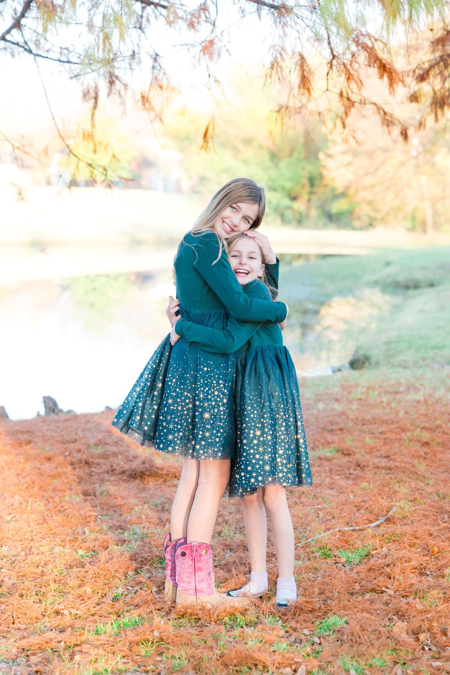 Fall family photos charismas cards family photographer light and airy natural light fall outfits DFW Southlake Colleyville TX fall colors