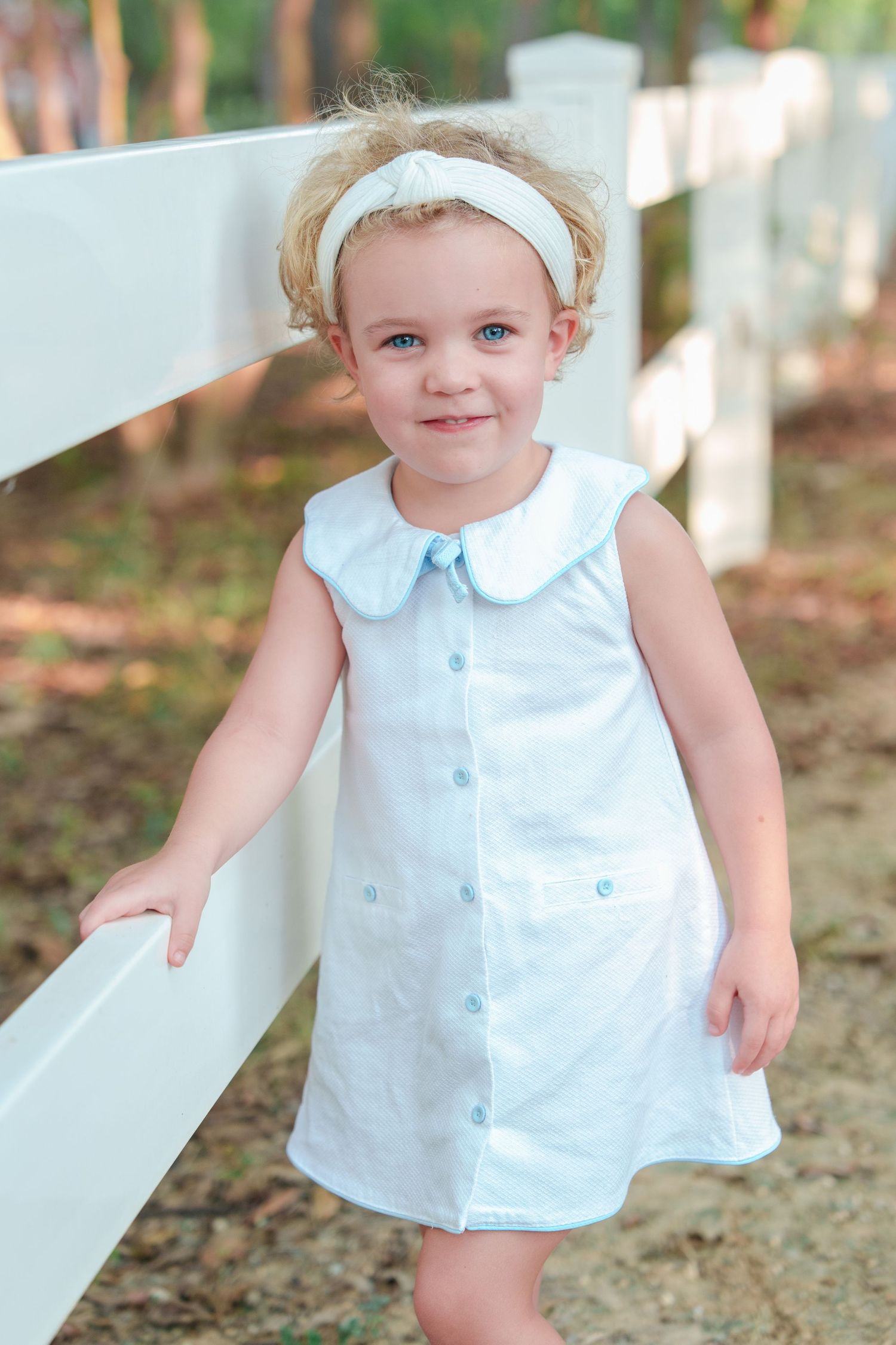 fall family photos Trophy Club Park Texas found kids posing fall leaves matching outfits Christmas cards outdoors family of 5 fun moments