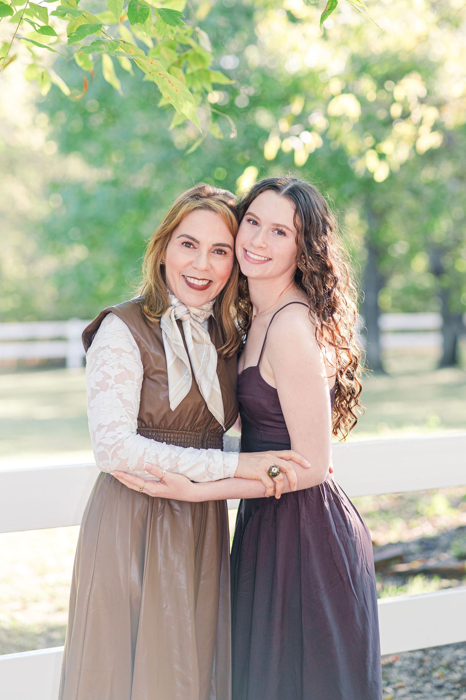 Fall family photos charismas cards family photographer light and airy natural light fall outfits DFW Southlake Colleyville TX fall colors