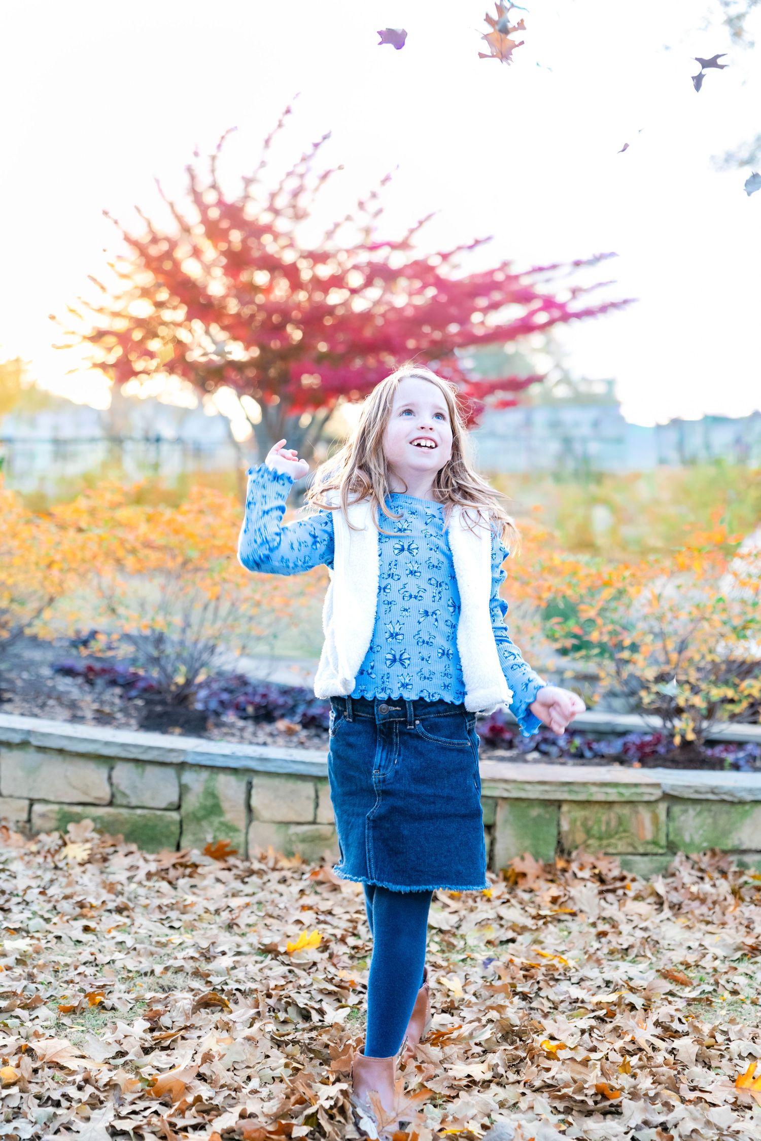 Fall family photos charismas cards family photographer light and airy natural light fall outfits DFW Southlake Colleyville TX fall colors