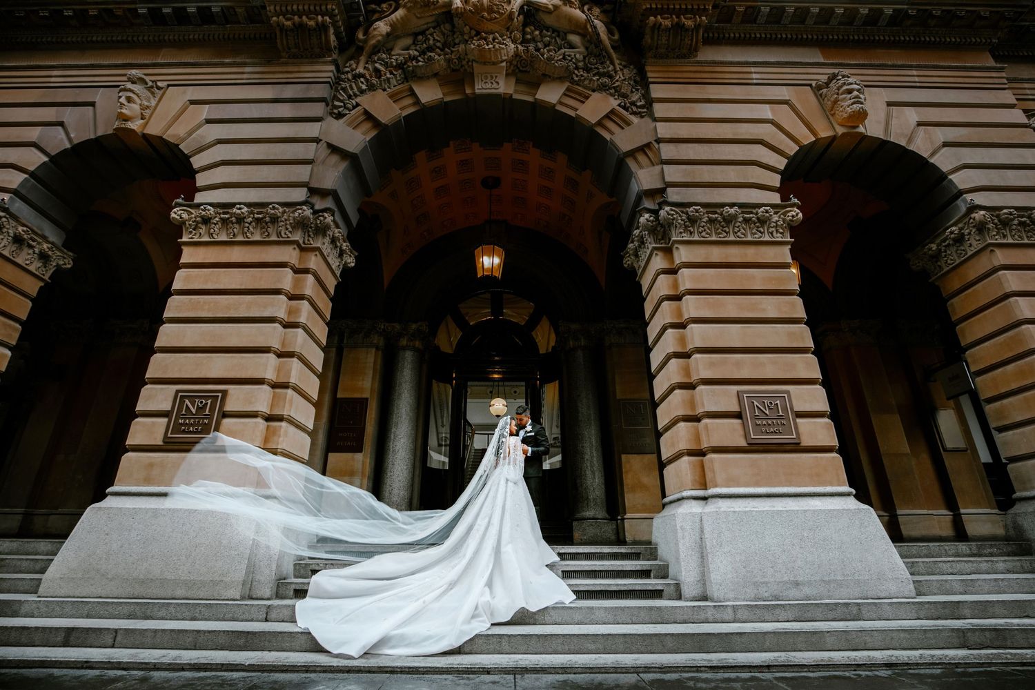 Dreamlife Wedding Photography Sydney photographs a beautiful wedding at Macquarie Paradiso Function Centre in NSW, Austr