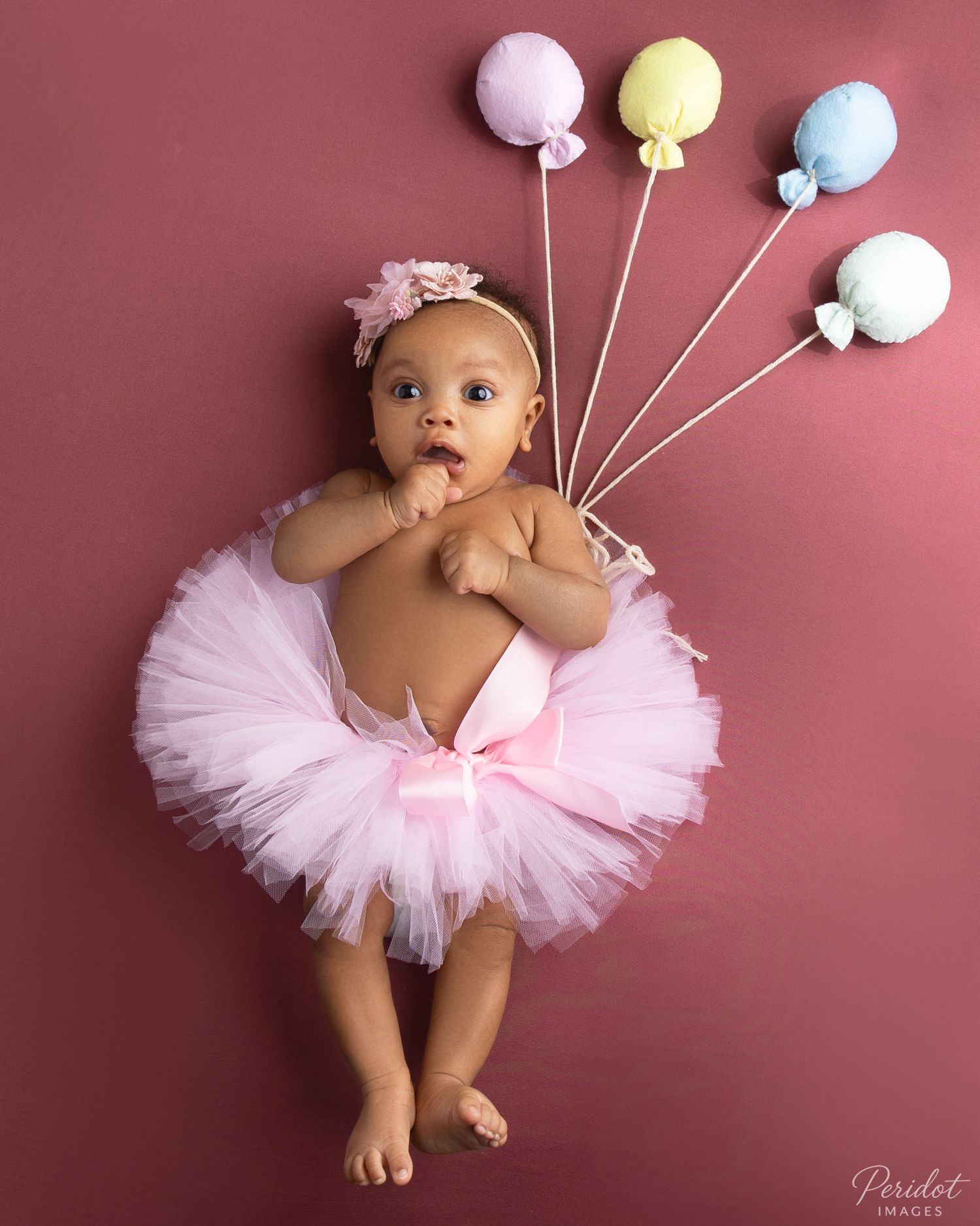 Fun Newborn Photoshoot | Creative & Playful Baby Photography