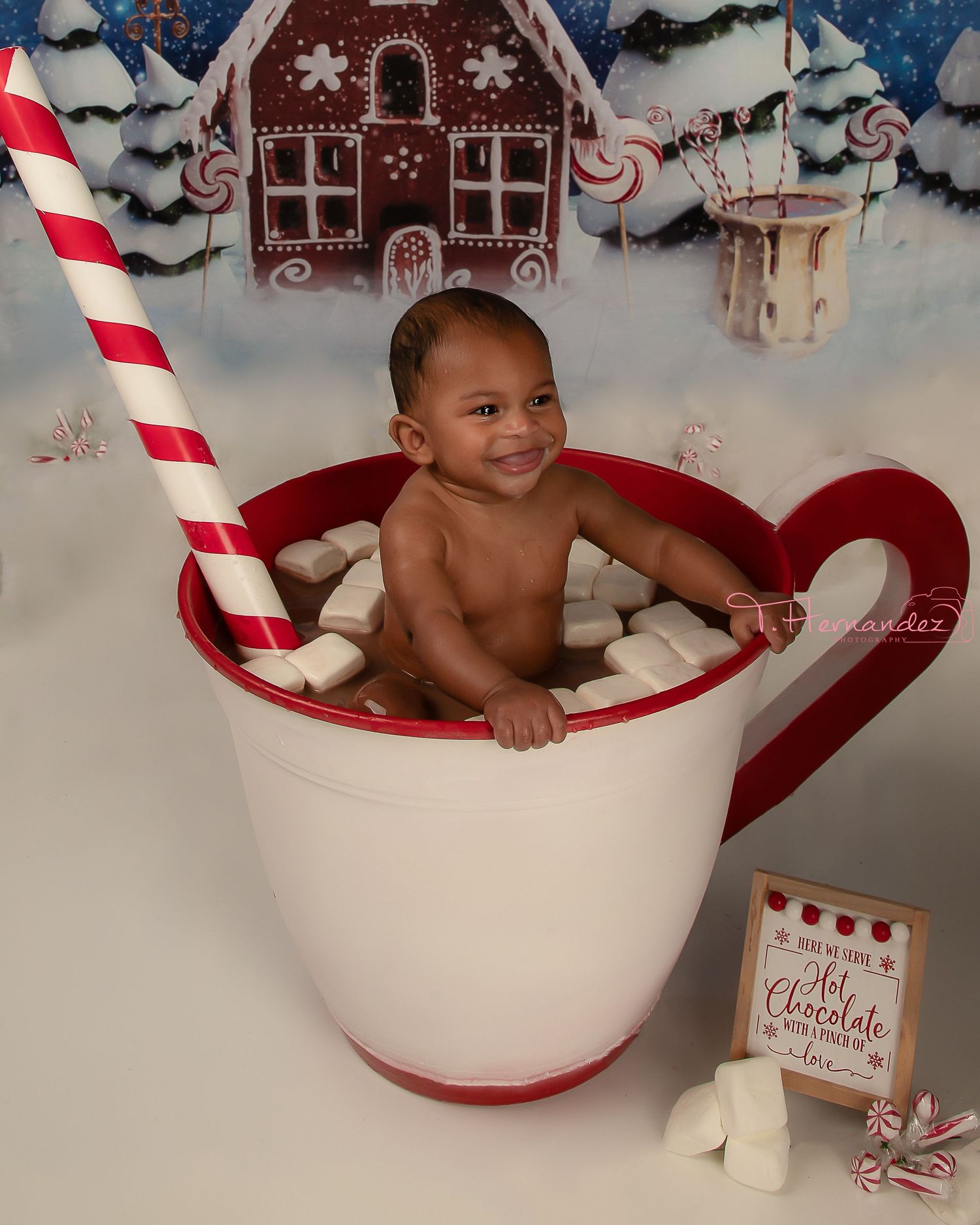 #hotchocolate #christmascardideas #scphotographer #firstchristmas #columbiasc