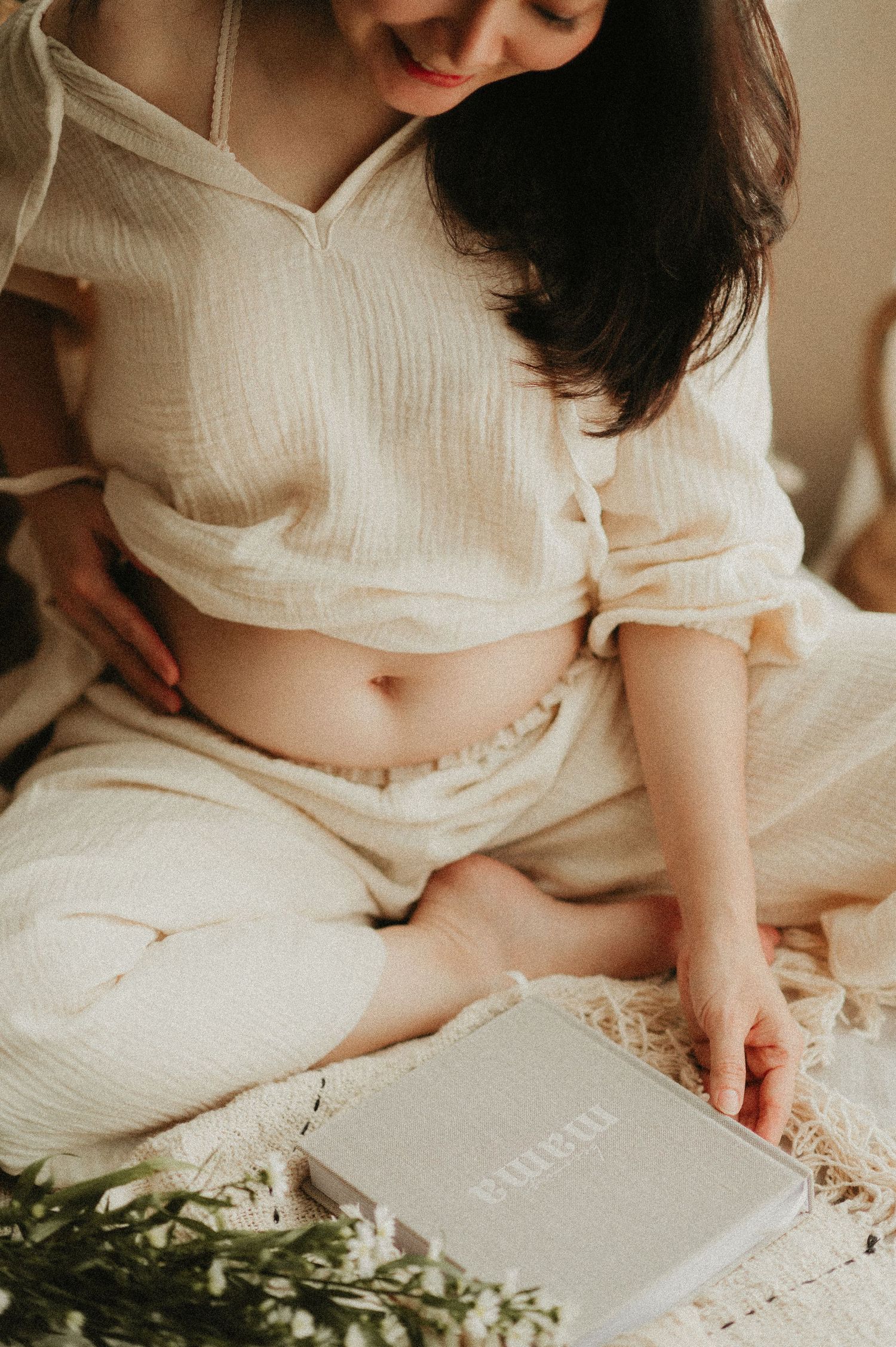 Based in Singapore. Timeless, heartfelt photography for maternity, newborn, babies, parenthood, families, and life’s beautiful moments.