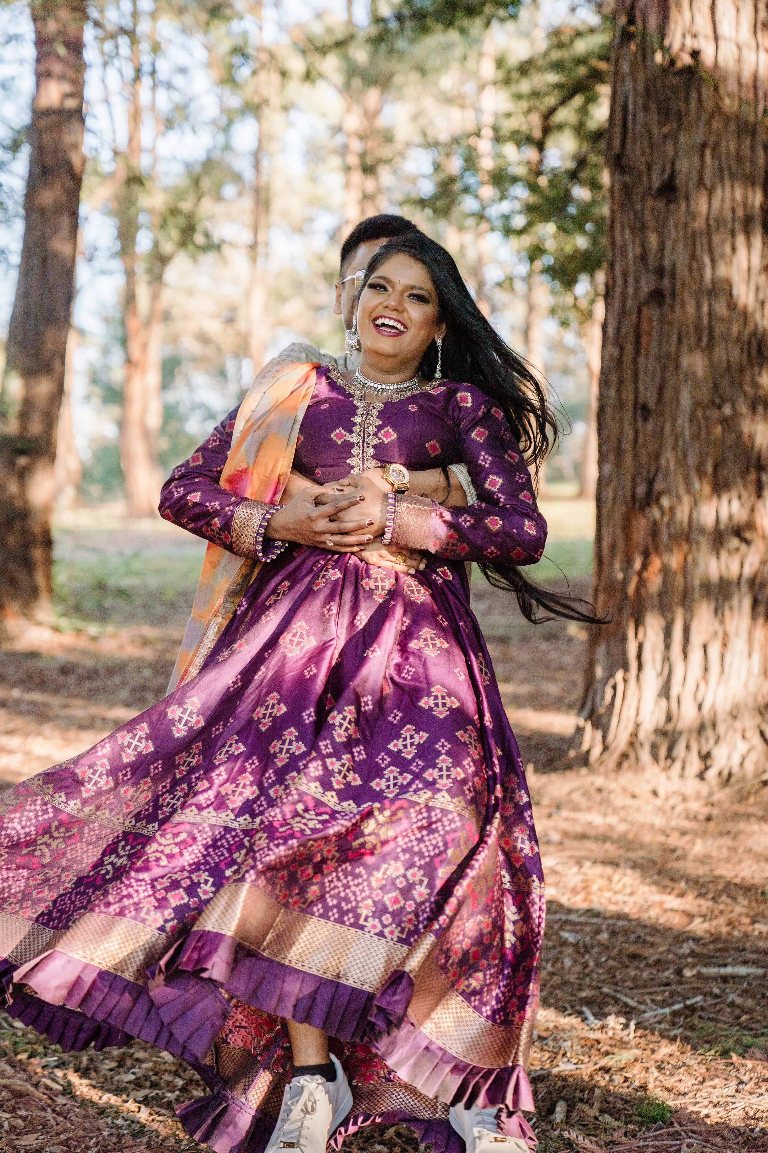 Playful candid couples photoshoot captured at Fagan Park by Eda Oz Photography