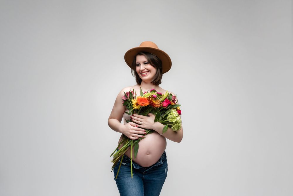 Norfolk maternity photographer, Hampton pregnancy photoshoot, Hampton Roads maternity portrait studio, luxury maternity portraits Suffolk VA