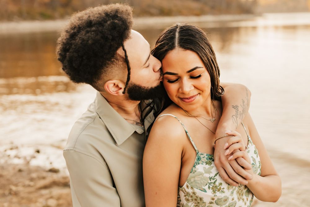 Cincinnati engagement photographer