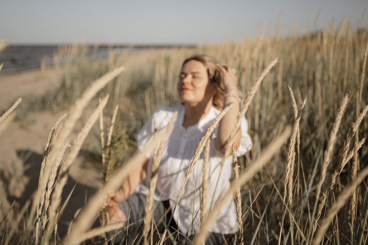 women outdoor photoshoot