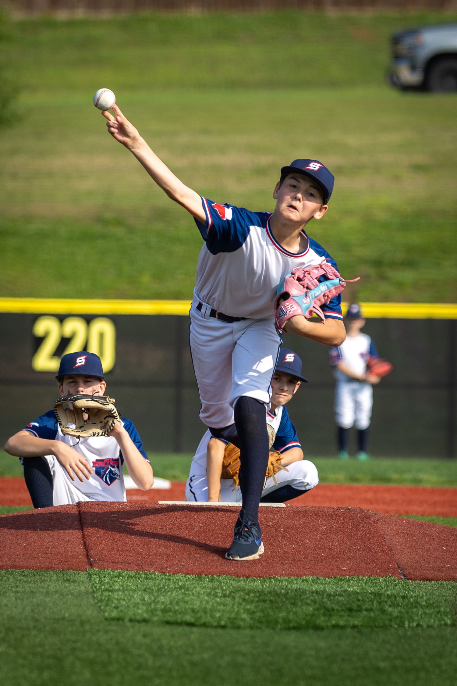 Drew Arnold Photography Youth baseball pitching photo