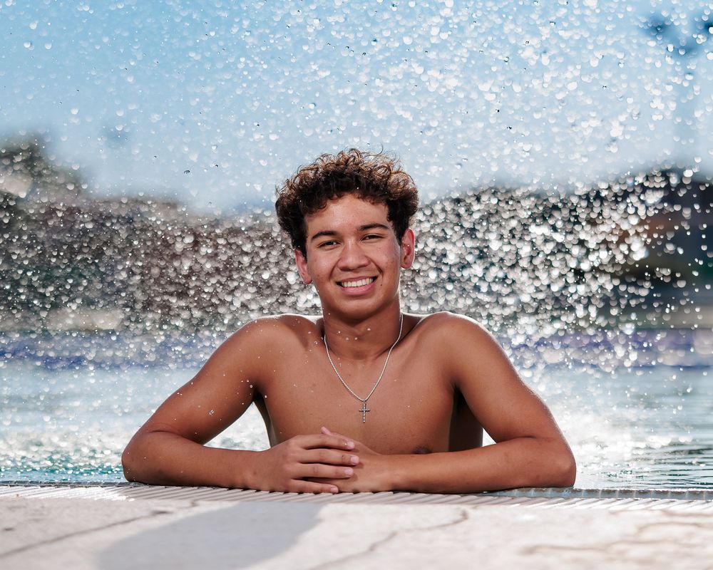 Tucson, Arizona sports photographer, media day sports photos, sportraits, sports photo session, action shots, high school sports, swim