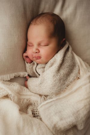 studio  newborn session, natural light, props Mid North Coast