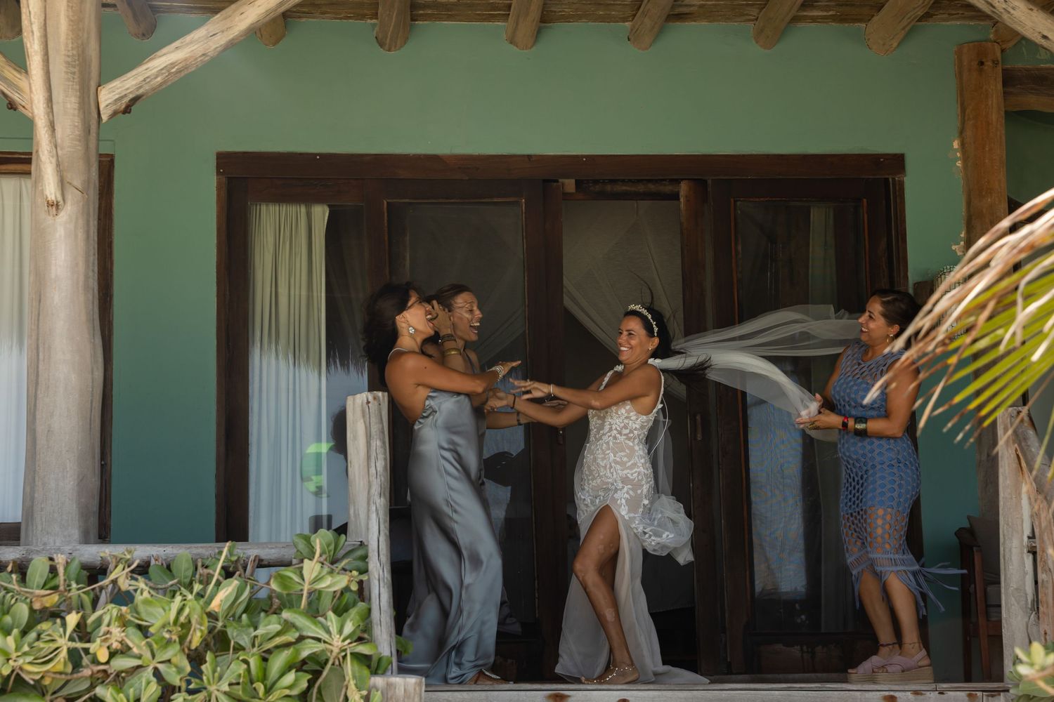 Girls just wan a have fun during their getting ready at Tulum
