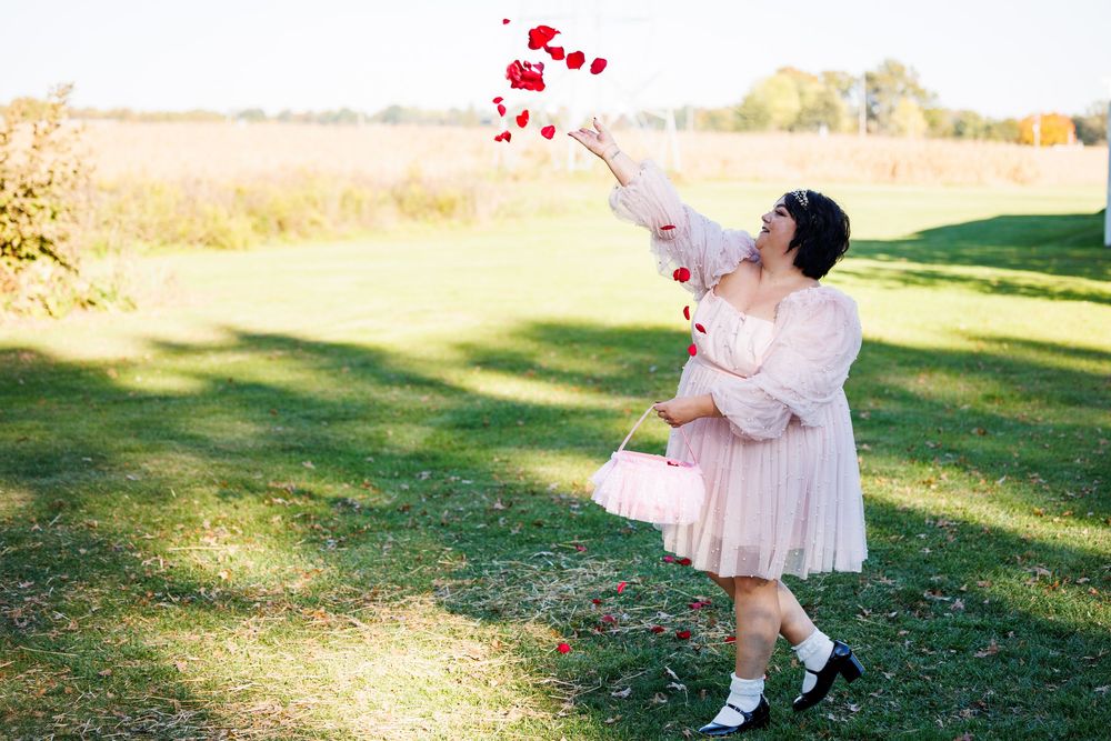 Couples outdoor wedding photo