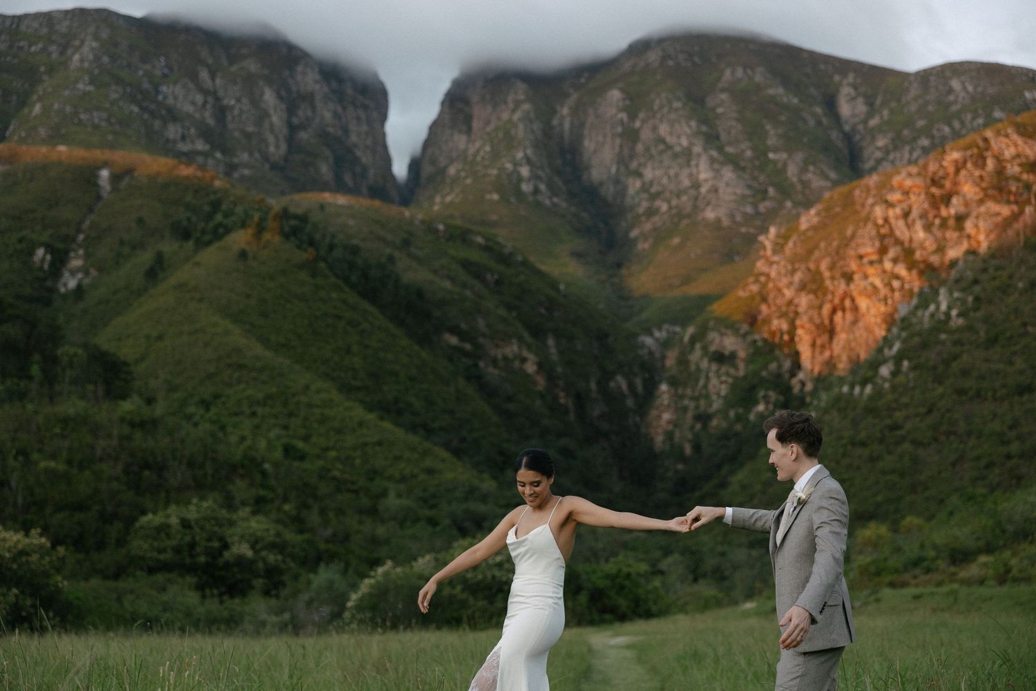 Best Top Wedding photographer, Christene de Coning at Nooitgedact in Stellenbosch. Capturing natural moments.