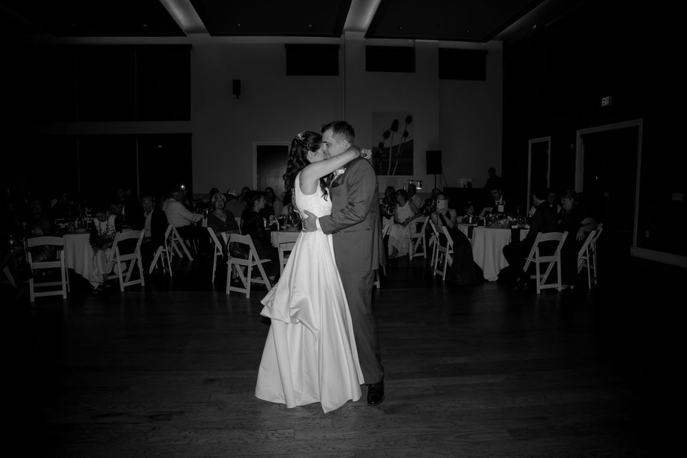 Sacramento photography - First dance with bride and groom at Evergreen Springs, Wedgewood, in Elk Grove Calif.