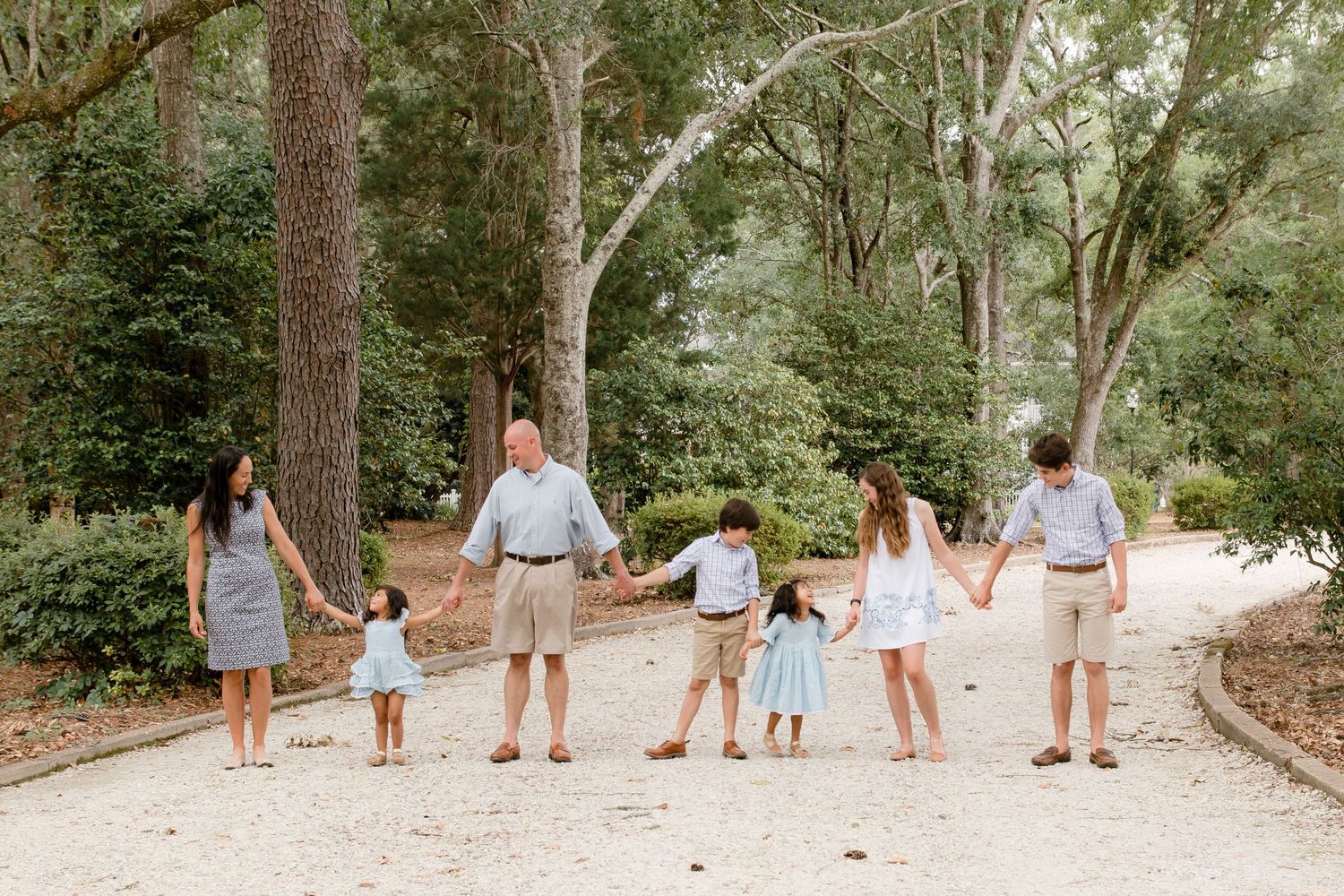 large family photography, Connecticut Newborn Photographer, Ashley Nielsen Studio.