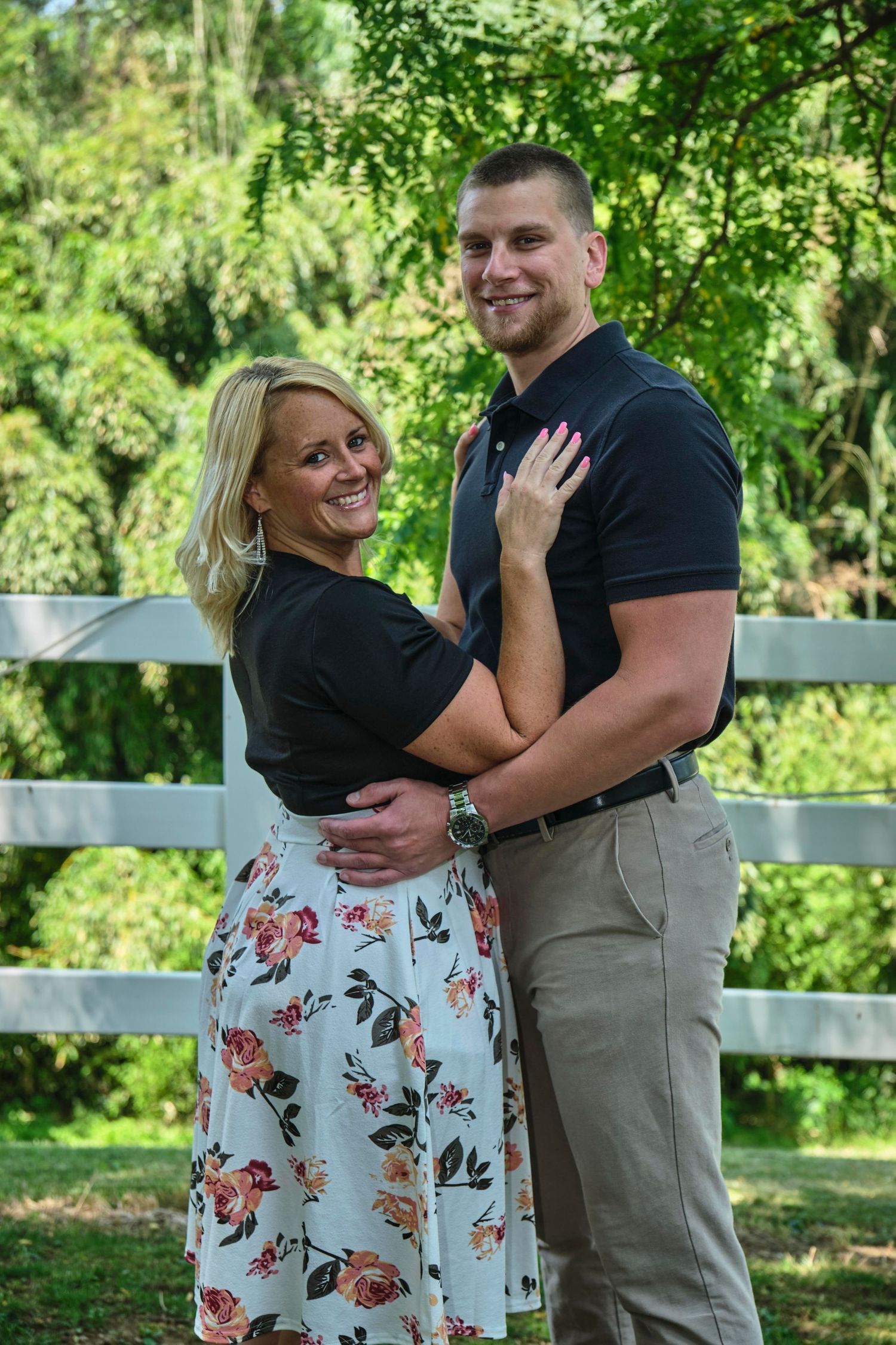 Engagement Photos at Pleasant View Farm Bed and Breakfast Inn, near New Cumberland Pennsylvania