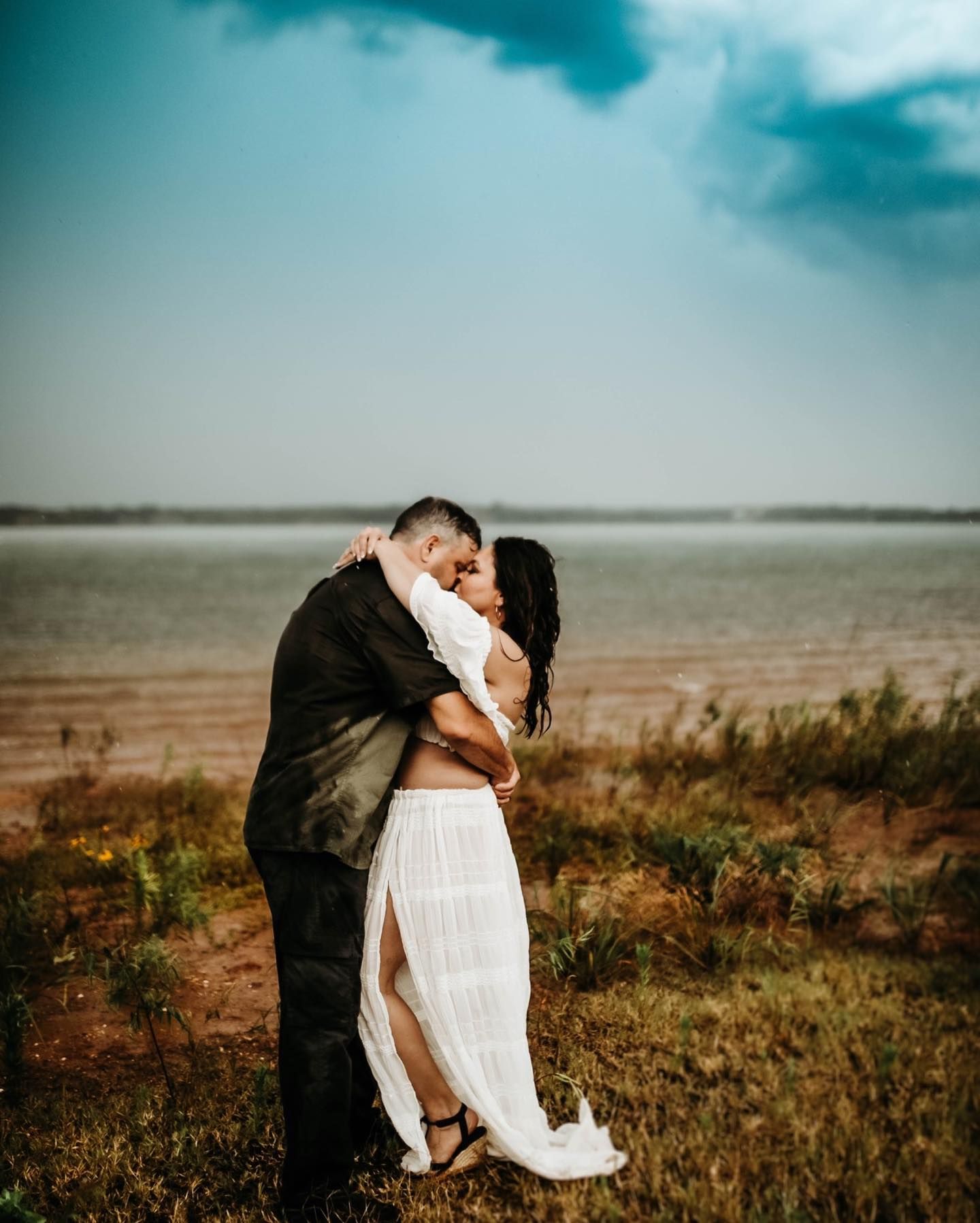 Michigan Based - Motherhood and maternity photographer.